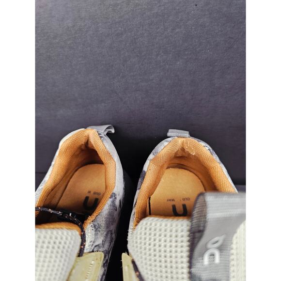 Oncloud Men 9.5 Comfy footwear - Picture 7 of 9